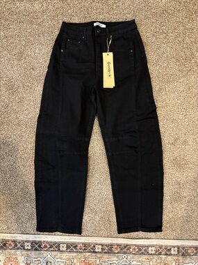 Black Wide-Leg Jeans — High-Rise Flare